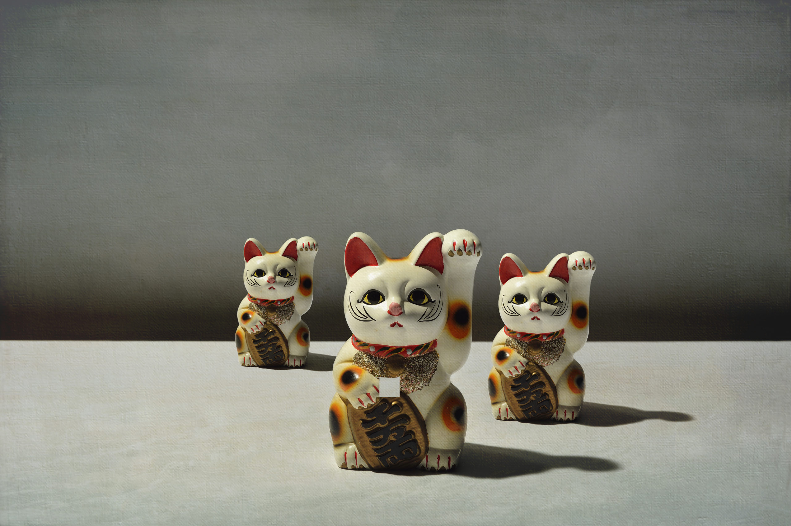 Conceptual image / Beckoning cat